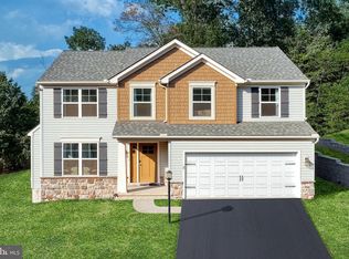 593 Smoke House Mechanicsburg Pa, Mechanicsburg, PA 17055