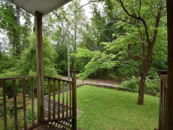 4th image of 307 Brainerd Ave