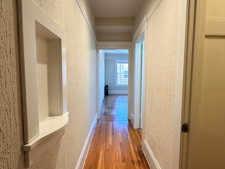 555 Ofarrell St — Photo 11