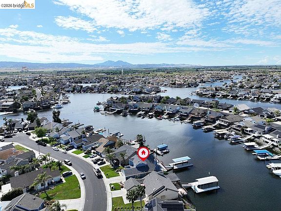 5th image of 4681 Spinnaker Way