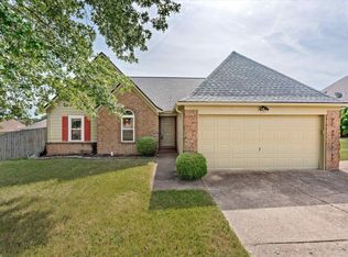 5444 Kindle Creek Dr, Memphis, TN 38141