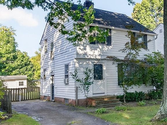 2nd image of 1134 Argonne Rd