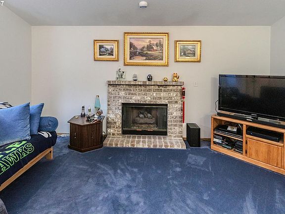 4th image of 17712 SE 23rd St
