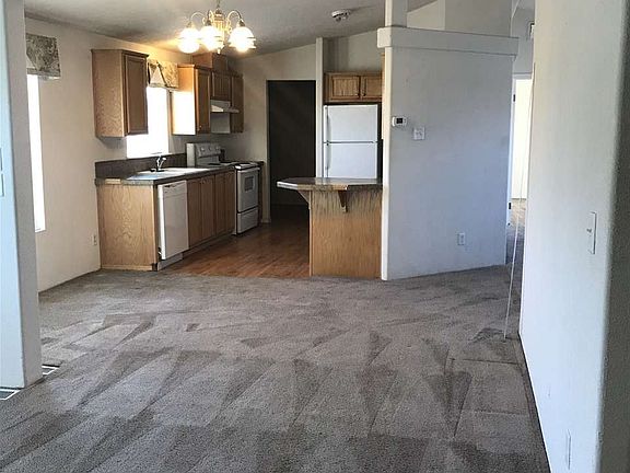 4th image of 292 E Orr St