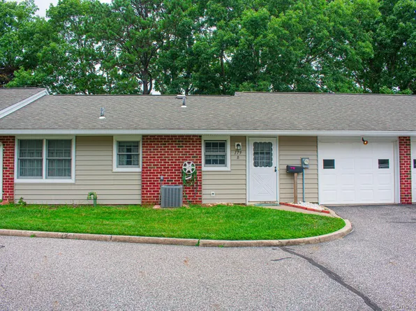 179 Ventry Court #B, Ridge, NY 11961