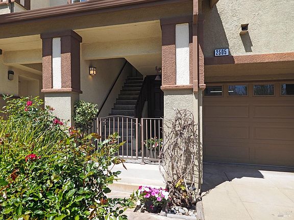 2nd image of 2505 Edgewater Drive