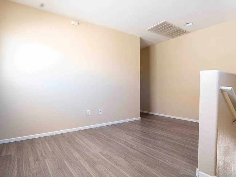 5558 Rollins St — Photo 9