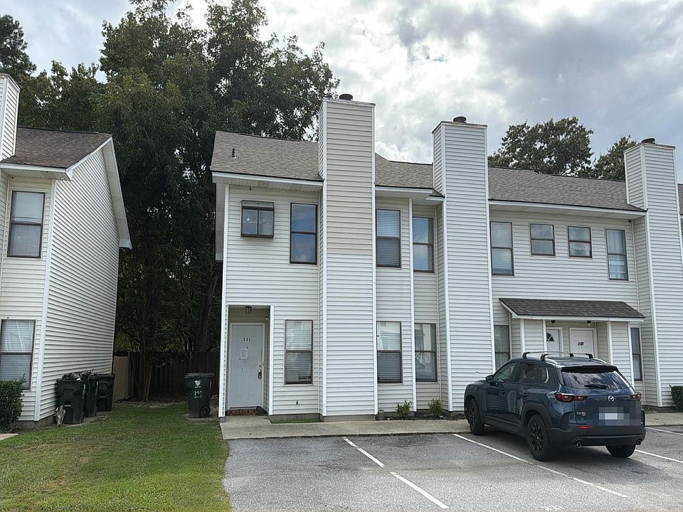 1st image of 231 Pine Shadow Dr