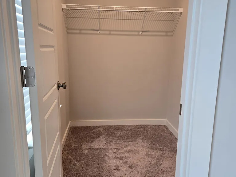 326 Lydia Dr — Photo 22