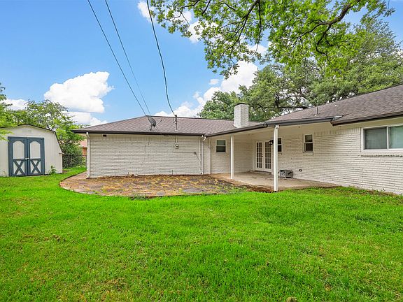 3rd image of 6037 Wormar Ave
