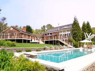 565 Montauk Hwy, Southampton, NY 11968