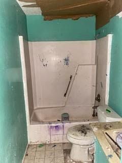 5th image of 35320 Fleetwood Dr