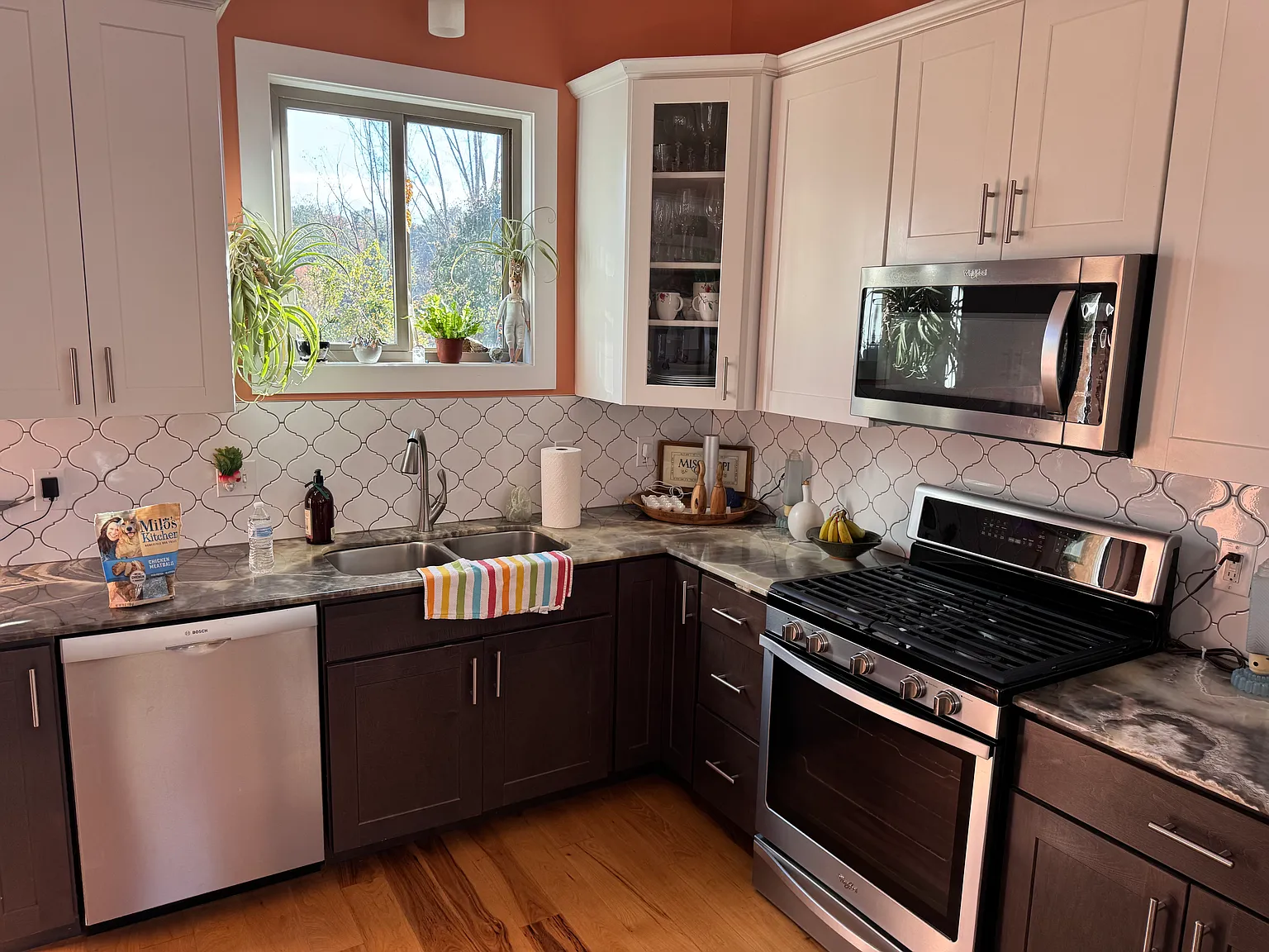 3 bed, 1200 sqft, $2,800 — Photo 3