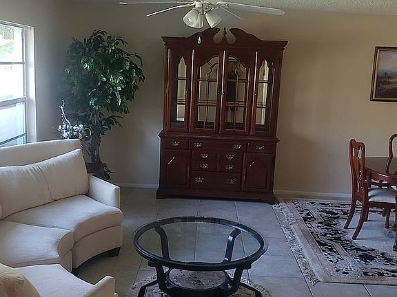 2nd image of 6570 Waterford Cir