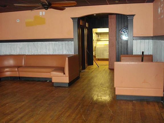 3rd image of 849 Madison Ave