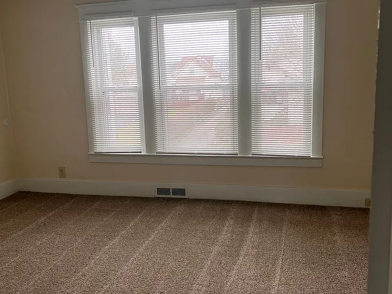 119 Olive St — Photo 10