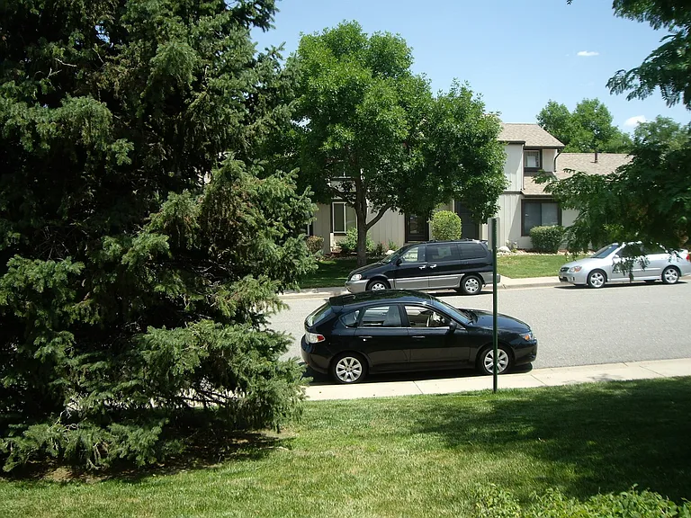 3655 S Kittredge St #E — Photo 24
