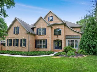 3689 Wingfield Dr, York, PA 17406