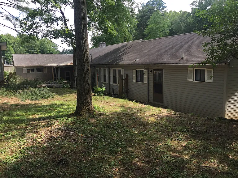 This is the back yard of unit A. Perfect for grilling or kicking back