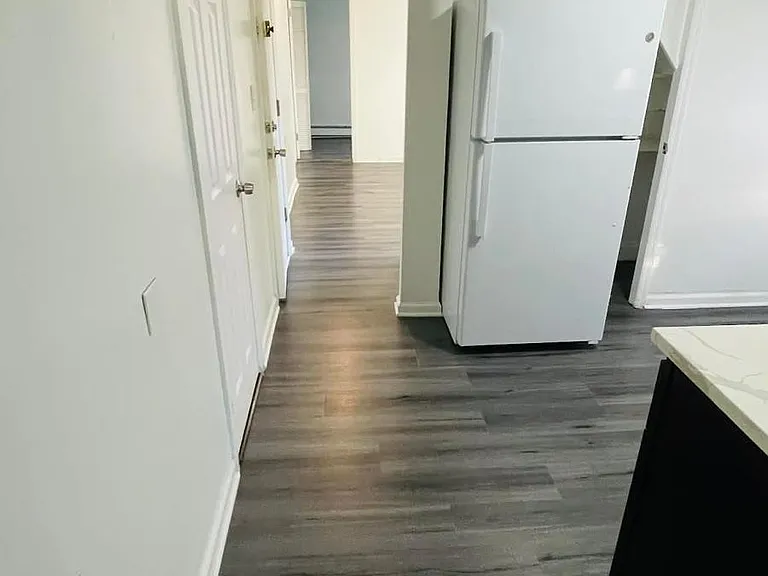 1031 Flora St #2 — Photo 9