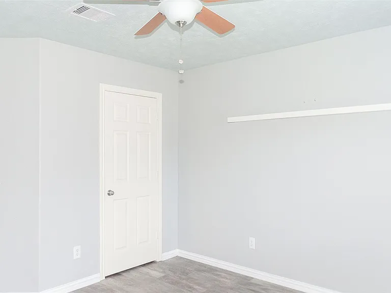 822 Oak Lodge Ct — Photo 12