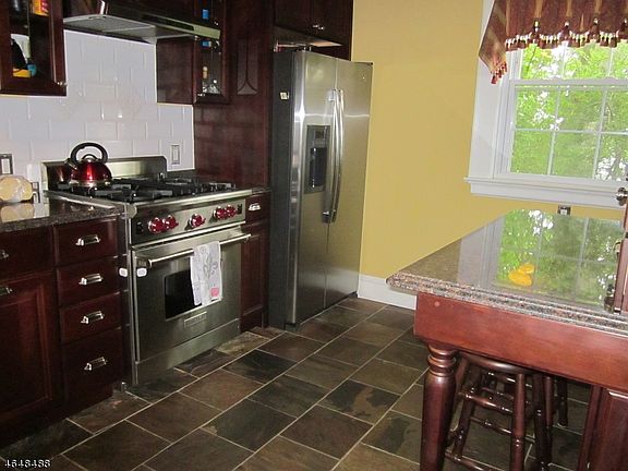 2nd image of 206 Gregory Ave