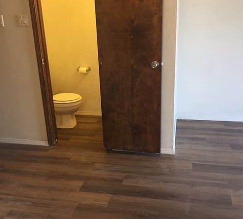5th image of 2800 La Habra St #3