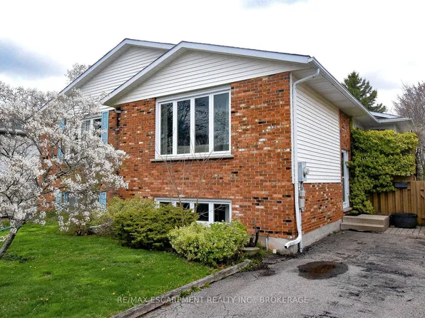 87 Chapel Hill Cres, Welland, ON L3C 6G8