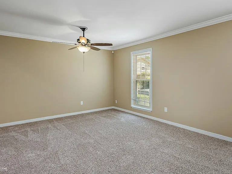 10101 Saratoga Dr — Photo 16