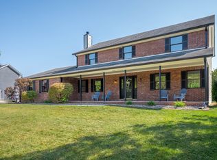 7855 Indian Pointe Dr, Indianapolis, IN 46236