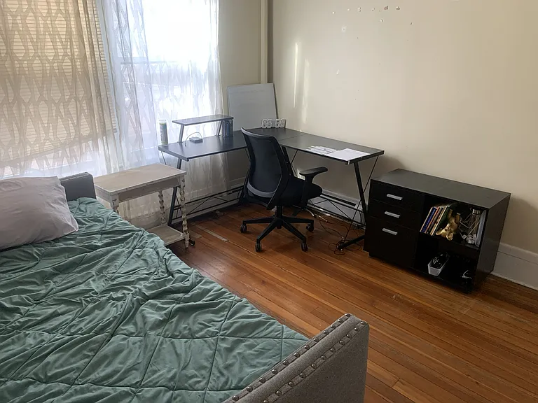 72 Marion Ave N #1 — Photo 9