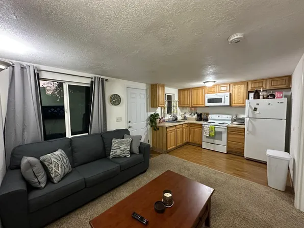 360 Columbia St NE #C, Salem, OR 97301