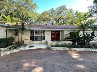 1530 Salvatierra Dr, Coral Gables, FL 33134