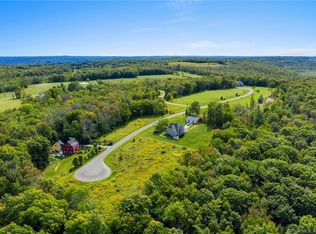 9 Meadowcrest Dr N, Goshen, CT 06756