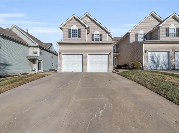 9829 N Lewis Ave, Kansas City, MO 64157