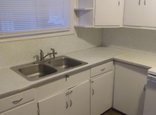 2703 Old Highway 99 S #2, Roseburg, OR 97471