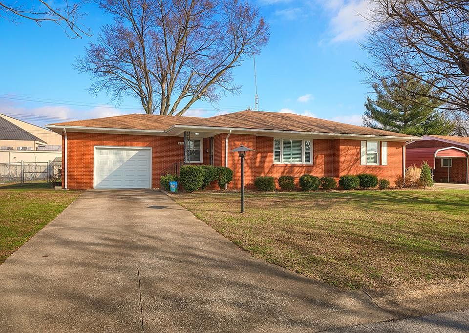 1st image of 801 Dixiana Dr