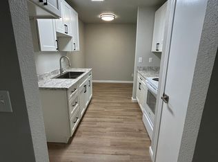 2829 Apple Valley Ln #1, Santa Rosa, CA 95403