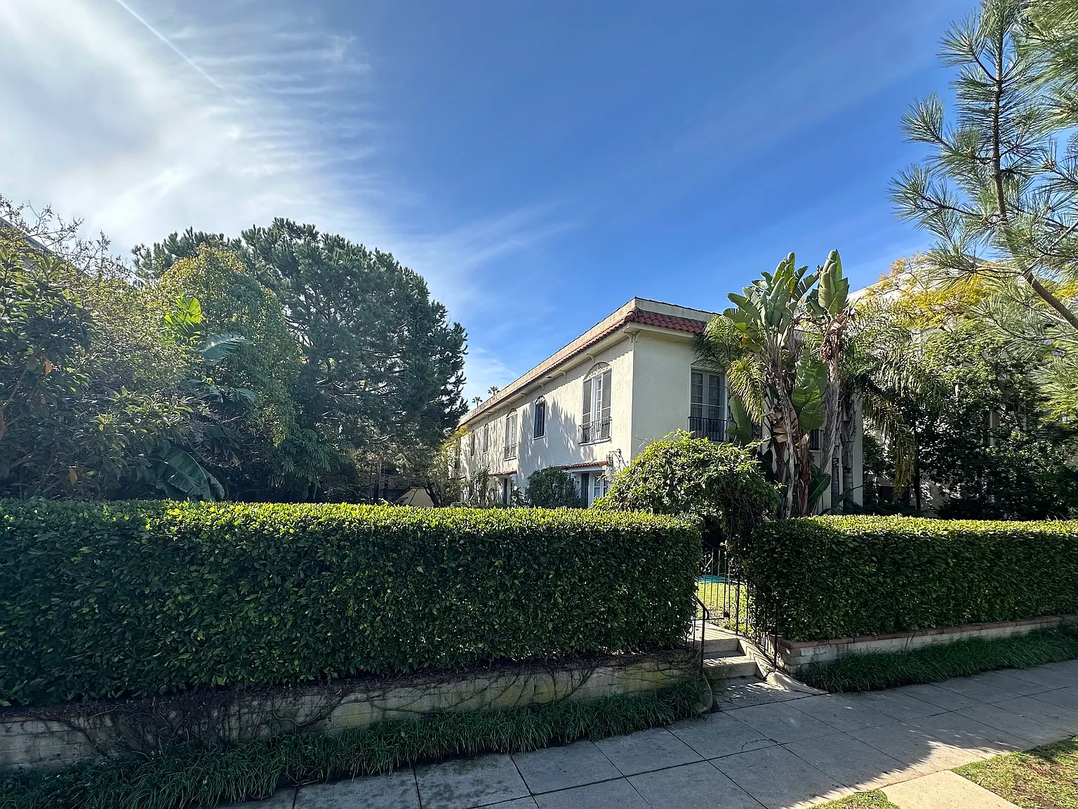 1 bed, 744 sqft, $3,800 — Photo 1