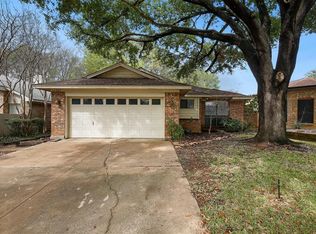 1301 Boardwalk St, Arlington, TX 76011