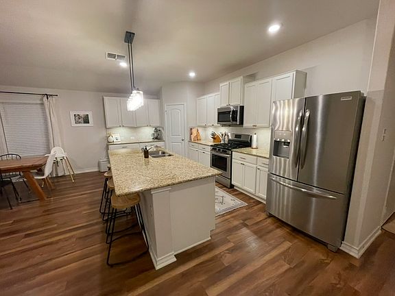 5th image of 6119 Akin Pl
