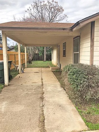 606 Georgia St — Photo 6
