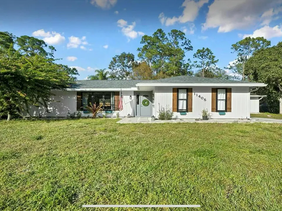 11405 175th Rd N