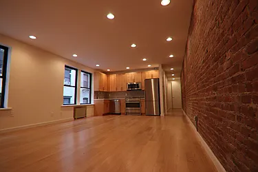 Rented by PMG Real Estate 