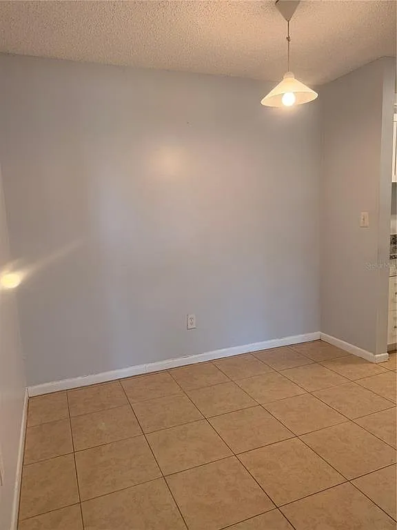 2 bed, 2.0 bath, 898 sqft, $1,675 — Photo 4