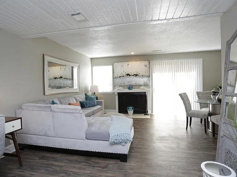Super-Size Space to Decorate