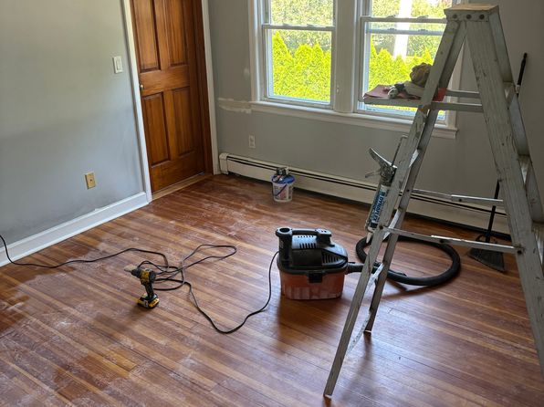 120 Nelson Ave FLOOR 2