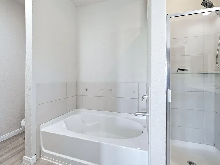 5950 Larkspur Valley — Photo 25