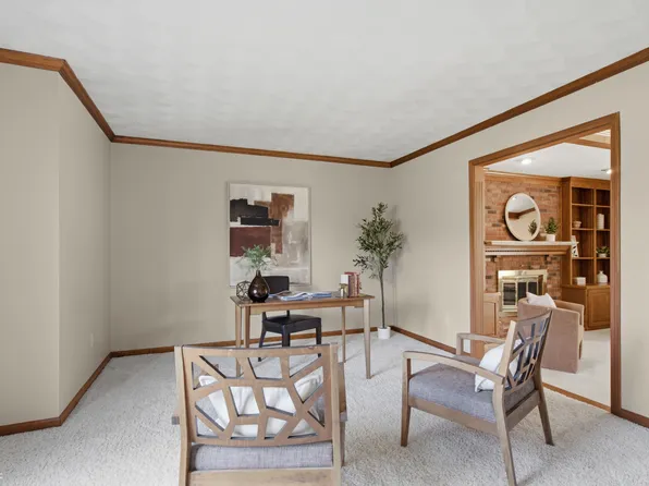 10414 E Quiet Dr, Indianapolis, IN 46239