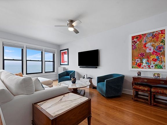 5th image of 7641 N Eastlake Ter APT 1F